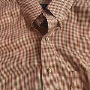 😎 Men’s Jos. A. Bank long sleeve dress shirt